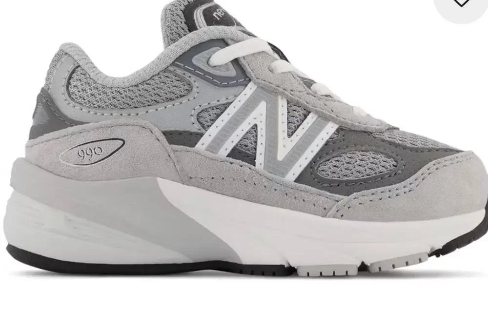 New Balance 990V6 Sz 4 infant grey IC990GL6